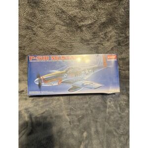 P51-D Mustang Plastic Model Airplane Kit by Academy 1:72 1993 Sealed 2132
